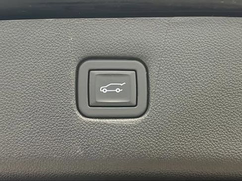 Used 2024 Chevrolet Blazer RS w/ Enhanced Convenience Package image 31