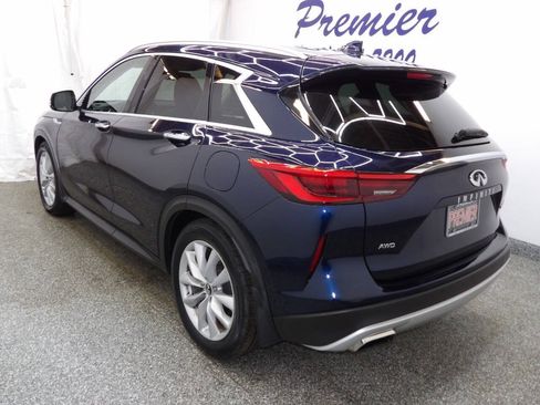 Used 2019 INFINITI QX50 Essential w/ Premium Heat Package AWD/4WD image 4