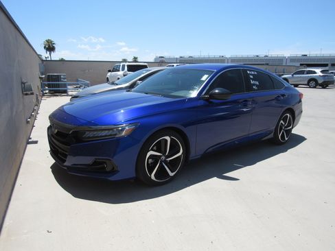 Used 2022 Honda Accord Sport image 1