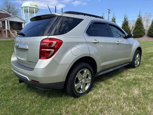 Used 2016 Chevrolet Equinox LT w/ Convenience Package image 4