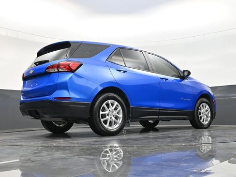 Used 2024 Chevrolet Equinox LS FWD image 25