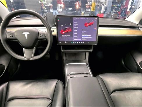 Used 2022 Tesla Model 3 Long Range AWD/4WD image 14