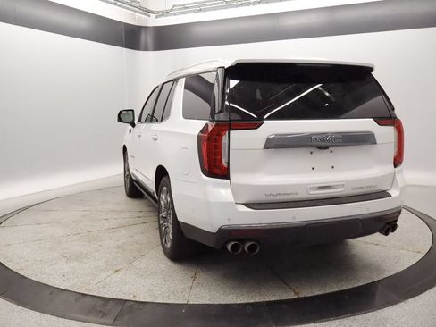Used 2023 GMC Yukon Denali Ultimate AWD/4WD image 8