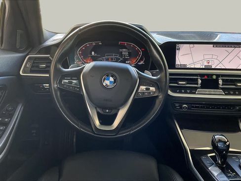 Used 2019 BMW 330i xDrive Sedan w/ Driving Assistance Package AWD/4WD image 5