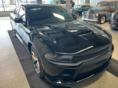 Used 2023 Dodge Charger GT image 2