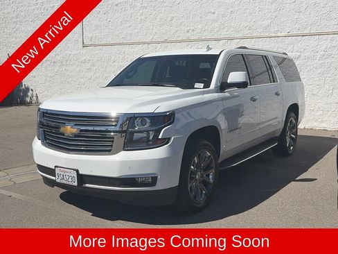 Used 2019 Chevrolet Suburban Premier AWD/4WD image 6