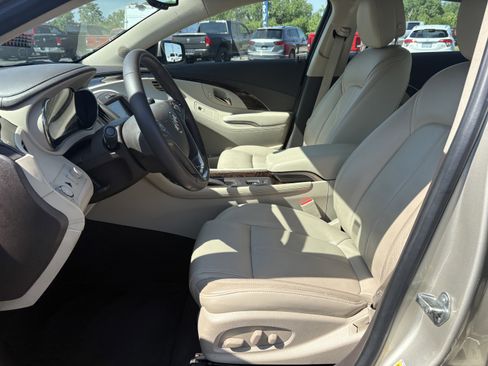 Used 2014 Buick LaCrosse Leather w/ Driver Confidence Package FWD image 11