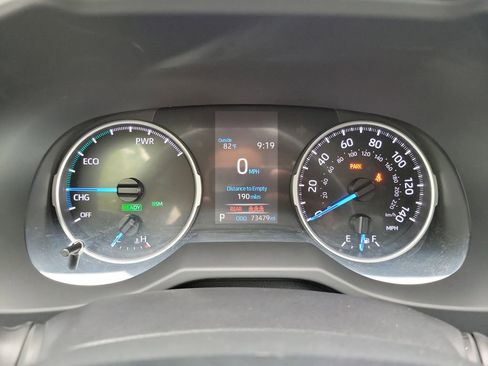 Used 2022 Toyota RAV4 XLE AWD/4WD image 21