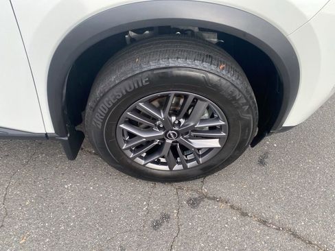 Used 2023 Nissan Rogue S image 9