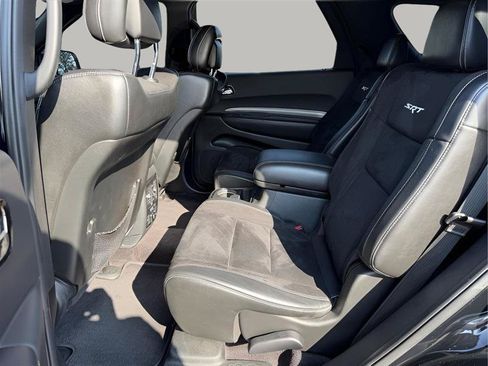 Used 2018 Dodge Durango SRT w/ Technology Group AWD/4WD image 23