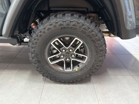 New 2026 Jeep Gladiator Mojave w/ Safety Group AWD/4WD image 14