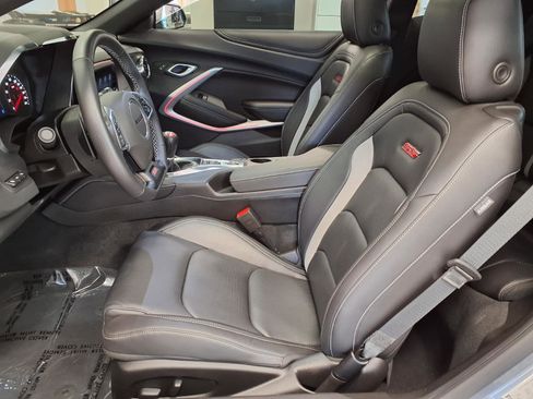 Used 2022 Chevrolet Camaro SS RWD image 22