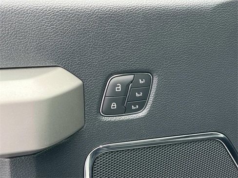 Used 2022 Ford F350 Lariat w/ Lariat Ultimate Package image 35
