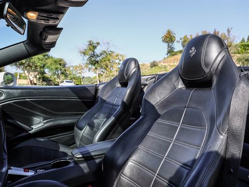 Used 2015 Ferrari California T RWD image 27