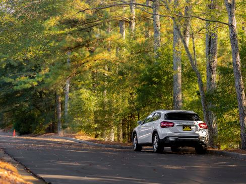 Used 2019 Mercedes-Benz GLA 250 GLA 250 4MATIC SUV w/ Convenience Package image 43