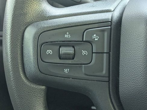 Used 2022 Chevrolet Silverado 1500 Custom image 22