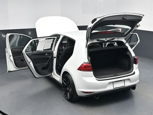 Used 2017 Volkswagen GTI S image 21