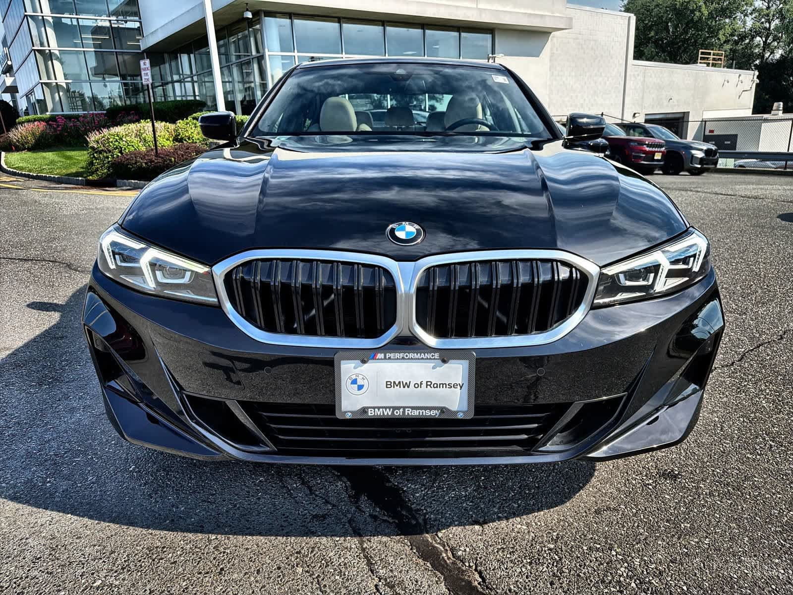 Used 2024 BMW 330i xDrive Sedan w/ Convenience Package AWD/4WD image 14