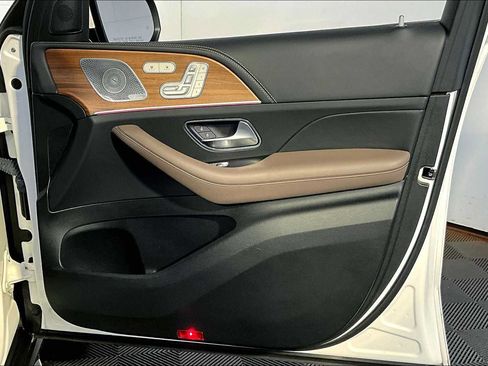 Certified 2021 Mercedes-Benz GLS 63 AMG 4MATIC image 23
