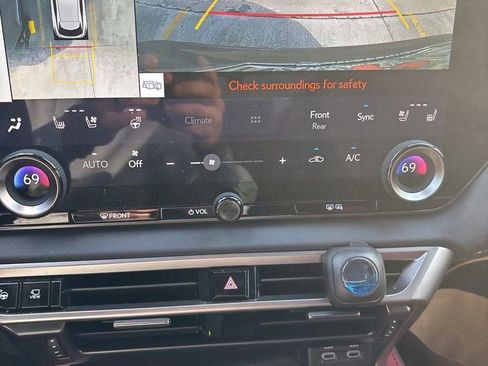 Used 2025 Lexus RX 500h F Sport w/ Convenience Package AWD/4WD image 4