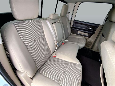Used 2012 RAM 1500 Lone Star w/ Remote Start & Security Group RWD image 17