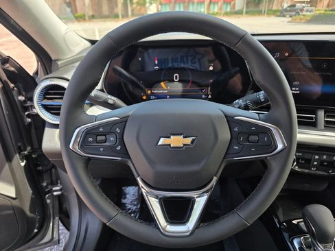 New 2026 Chevrolet Trax LT FWD image 15