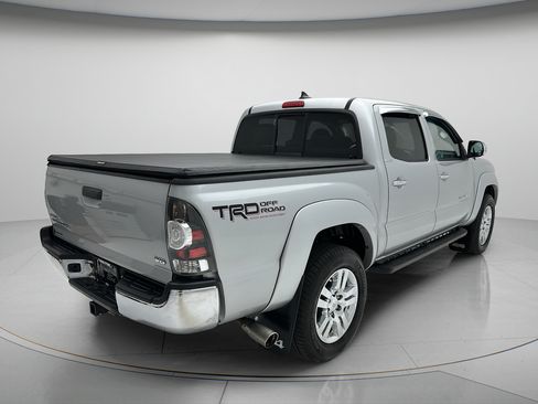 Used 2013 Toyota Tacoma 4x4 Double Cab w/ Limited Pkg image 5