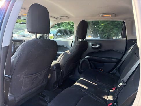 Used 2017 Jeep Compass Sport AWD/4WD image 6