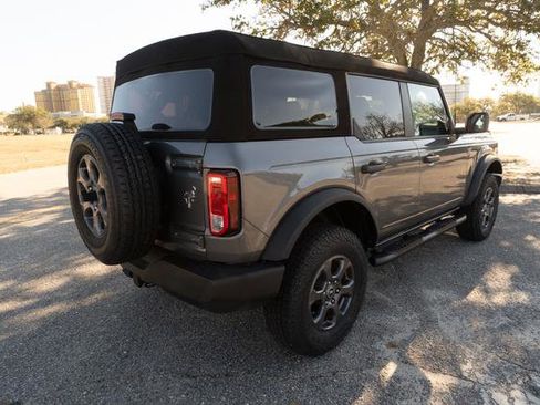 Used 2023 Ford Bronco Big Bend image 3