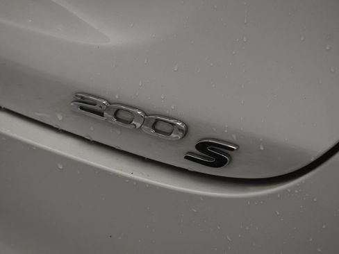 Used 2015 Chrysler 200 S w/ Navigation & Sound Group I image 21