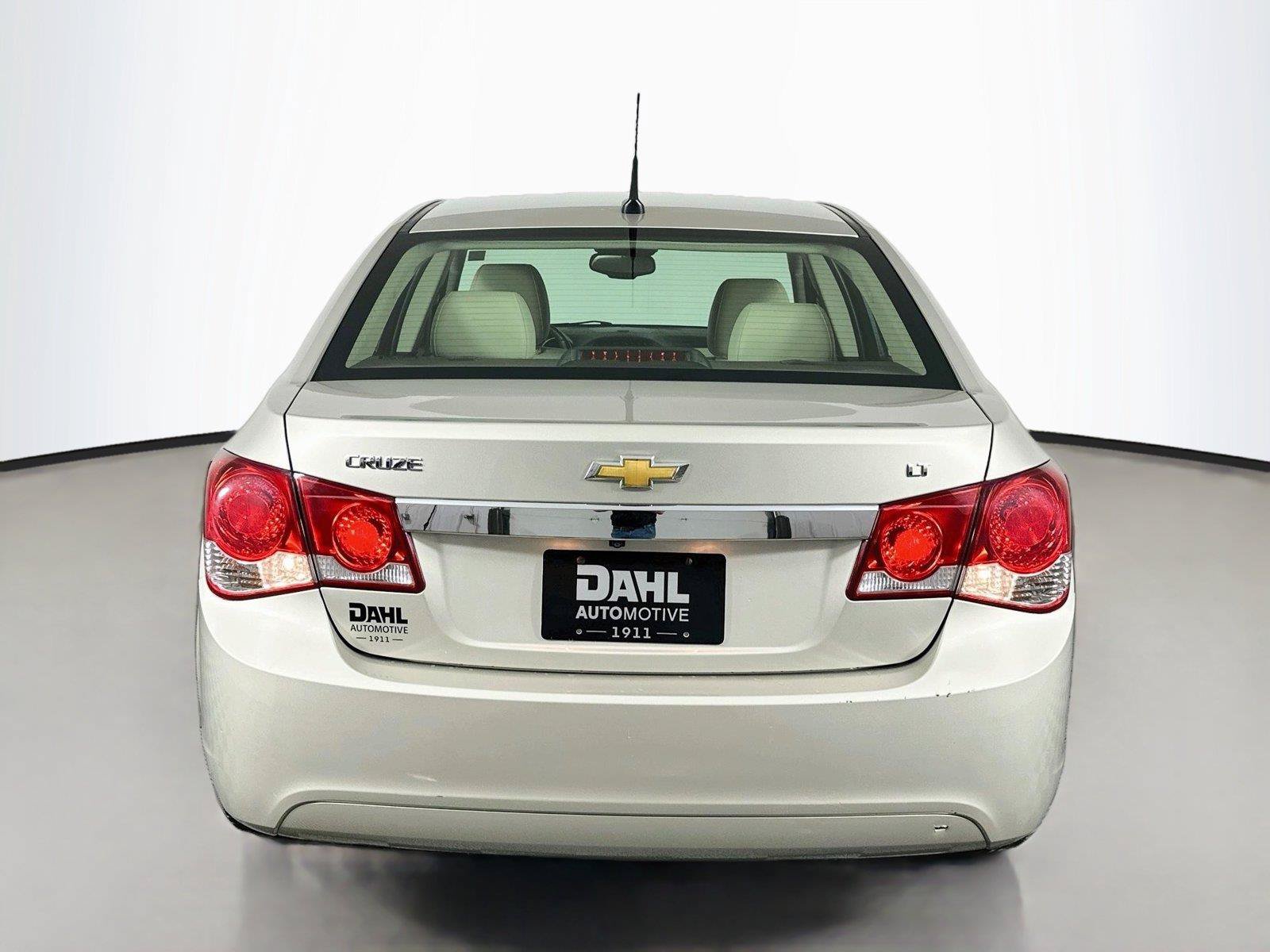 Used 2013 Chevrolet Cruze LT FWD image 12