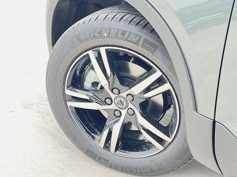 New 2026 Volvo XC40 B5 Core AWD/4WD image 12