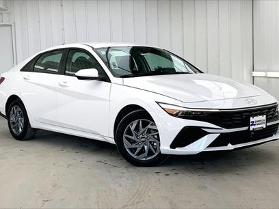 New 2025 Hyundai Elantra Blue w/ Cargo Package