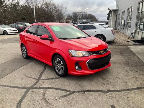 Used 2017 Chevrolet Sonic LT w/ Convenience Package image 7