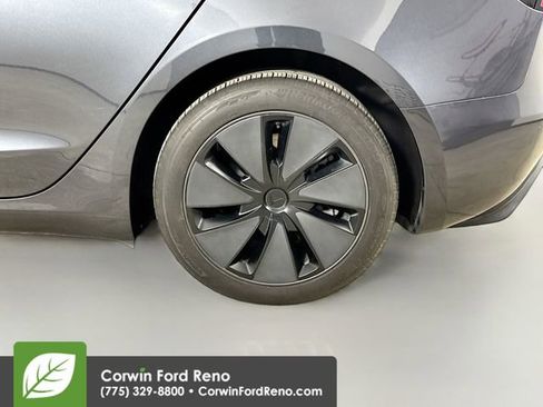 Used 2025 Tesla Model 3 Long Range image 32
