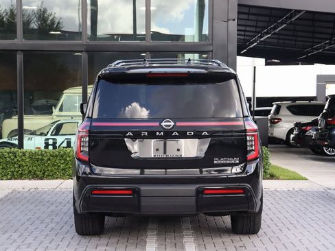 Used 2025 Nissan Armada Platinum Reserve image 6