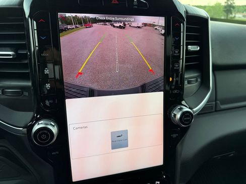 New 2026 RAM 2500 Big Horn AWD/4WD image 21