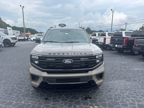 New 2027 Ford Expedition Platinum w/ Stealth Performance Package AWD/4WD image 2