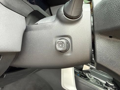 Used 2023 Toyota Tundra Platinum AWD/4WD image 16