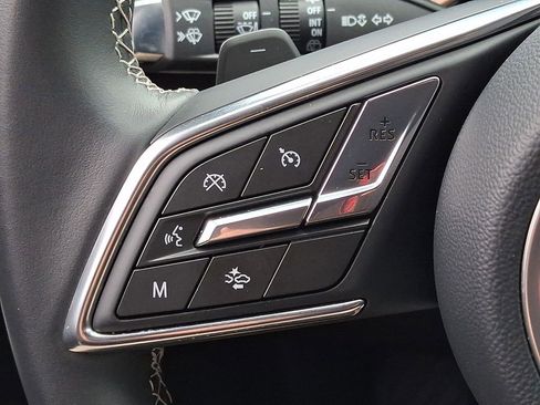 Certified 2025 Buick Envision Sport Touring image 22