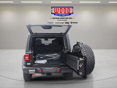 New 2026 Jeep Wrangler Unlimited Rubicon AWD/4WD image 4
