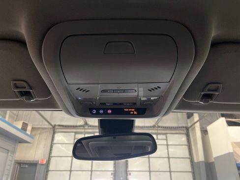 Used 2021 Chevrolet Equinox Premier w/ LPO, Floor Liner Package image 27