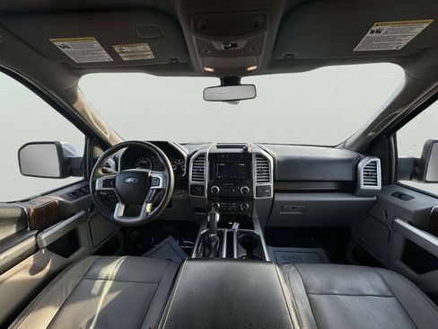 Used 2015 Ford F150 Lariat w/ Equipment Group 502A Luxury AWD/4WD image 15