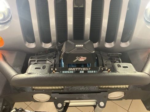 Used 2018 Jeep Wrangler Unlimited Sport S image 32