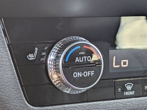 New 2026 Mitsubishi Outlander LE FWD image 22