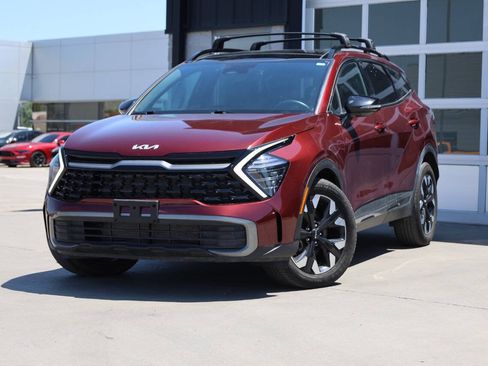 Used 2024 Kia Sportage X-Line w/ X-Line Premium Package AWD/4WD image 3