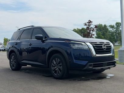 Used 2022 Nissan Pathfinder SV