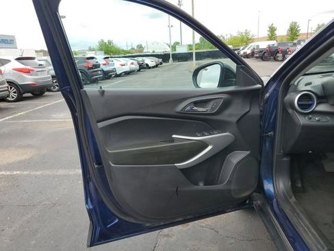 Used 2024 Chevrolet Trax LS w/ LS Convenience Package FWD image 15
