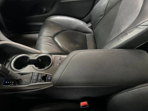 Used 2024 Toyota Camry XLE image 27