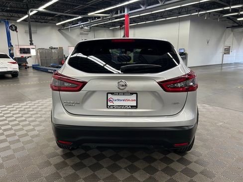 Used 2020 Nissan Rogue Sport S AWD/4WD image 9